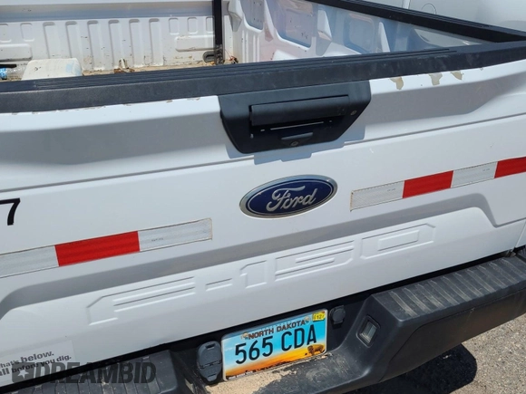 2018 Ford F-150 XL with VIN 1FTMF1EB9JKD38518, listed as a IAAI auction lot 42730627 with 205,804 mi miles and . Bid and sale history available at DreamBid. Image 33.