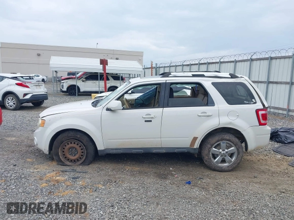 2011 Ford Escape Limited с VIN 1FMCU0EG9BKB38467, выставлен на аукционе IAAI как лот 42383927 с пробегом 271 130 миль миль и . История ставок и продаж доступна на DreamBid. Изображение 14.