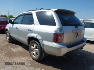 2005 Acura MDX with VIN 2HNYD18205H552503, listed as a IAAI auction lot 42004868 with 210,814 mi miles. Bid and sale history available at carsss.com. Image 3.