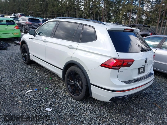 2023 Volkswagen Tiguan SE R-Line Black with VIN 3VVCB7AX3PM014446, listed as a IAAI auction lot 42016885 with 12,726 mi miles and . Bid and sale history available at DreamBid. Image 3.