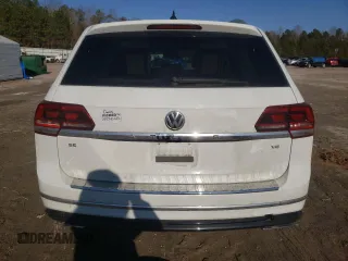2018 Volkswagen Atlas SE with VIN 1V2FR2CA6JC584015, listed as a Copart auction lot 42130835 with 130,598 mi miles and Salvage title. Bid and sale history available at DreamBid. Image 6.