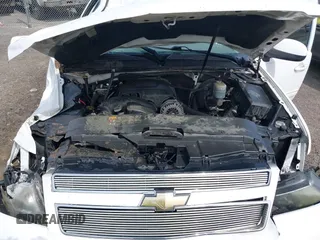 2011 Chevrolet Tahoe LS with VIN 1GNSCAE09BR352496, listed as a IAAI auction lot 41888764 with 234,311 mi miles and . Bid and sale history available at DreamBid. Image 10.