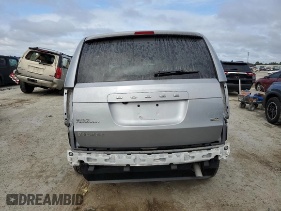2019 Dodge Grand Caravan SXT with VIN 2C7WDGCG5KR796207, listed as a Copart auction lot 86477744 with 31,516 mi miles and Salvage Title. Bid and sale history available at DreamBid. Image 6.