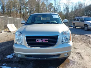 2014 GMC Yukon SLT with VIN 1GKS1CE03ER115330, listed as a IAAI auction lot 41346200 with 115,010 mi miles. Bid and sale history available at carsss.com. Image 13.