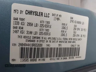 2008 Chrysler Town & Country LX with VIN 2A8HR44H18R652698, listed as a IAAI auction lot 41787323 with 199,163 mi miles. Bid and sale history available at carsss.com. Image 9.