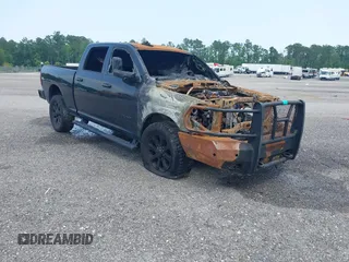 2022 Ram 2500 Big Horn z VIN 3C6UR5DL6NG281773, wystawiony jako IAAI lot #41623774 z przebiegiem Nie podano mil oraz . Historia ofert i sprzedaży dostępna na DreamBid. Obrazek 1.