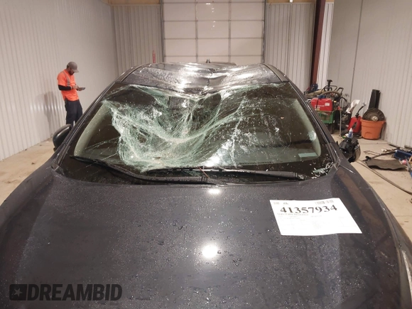 2018 Nissan Murano SV with VIN 5N1AZ2MGXJN174834, listed as a IAAI auction lot 41357934 with 63,568 mi miles and . Bid and sale history available at DreamBid. Image 6.