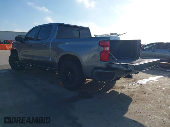2021 Chevrolet Silverado 1500 RST with VIN 1GCUYEEL9MZ113053, listed as a IAAI auction lot 41486592 with 47,662 mi miles. Bid and sale history available at carsss.com. Image 3.