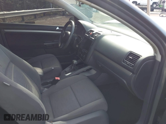 2009 Volkswagen Rabbit S с VIN WVWBA71K49W081643, выставлен на аукционе IAAI как лот 42085630 с пробегом 134 954 миль миль и . История ставок и продаж доступна на DreamBid. Изображение 5.