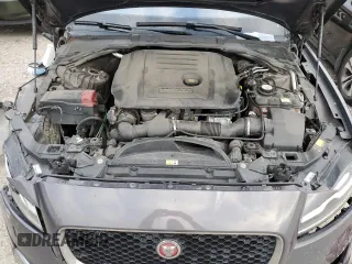 2017 Jaguar XF 20d Prestige with VIN SAJBE4BN4HCY23617, listed as a Copart auction lot 37232073 with 111,193 mi miles. Bid and sale history available at carsss.com. Image 11.