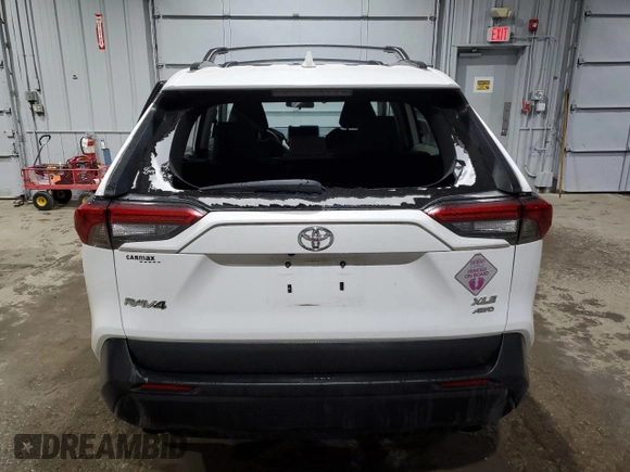 2023 Toyota RAV4 XLE with VIN 2T3P1RFV1PC347198, listed as a Copart auction lot 83267324 with 40,299 mi miles and Salvage Title. Bid and sale history available at carsss.com. Image 6.