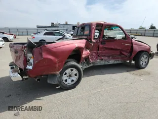1999 Toyota Tacoma with VIN 4TAVL52N7XZ549666, listed as a Copart auction lot 58861885 with 326,363 mi miles and Salvage title. Bid and sale history available at DreamBid. Image 3.