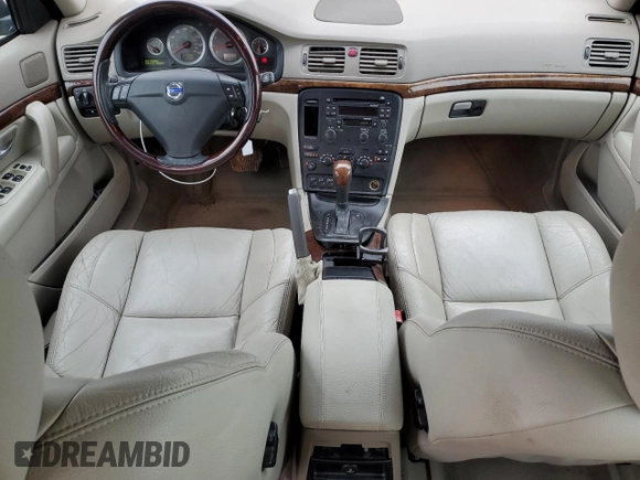 2006 Volvo S80 with VIN YV1TS592561441631, listed as a Copart auction lot 44127585 with 215,682 mi miles and Salvage title. Bid and sale history available at DreamBid. Image 8.