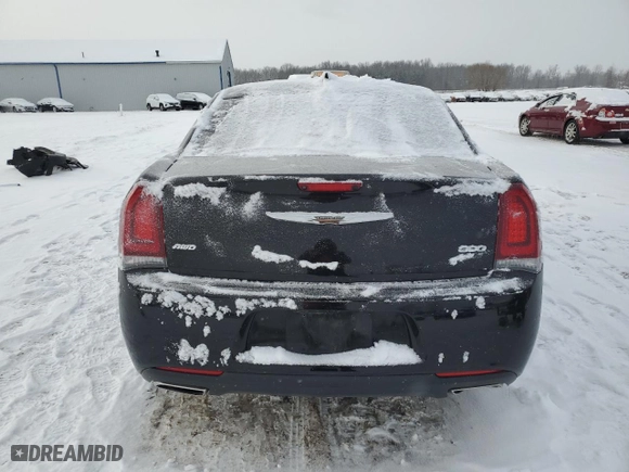 2019 Chrysler 300 Touring with VIN 2C3CCARG4KH651645, listed as a Copart auction lot 46102415 with 192,383 mi miles and Clean Title. Bid and sale history available at carsss.com. Image 6.