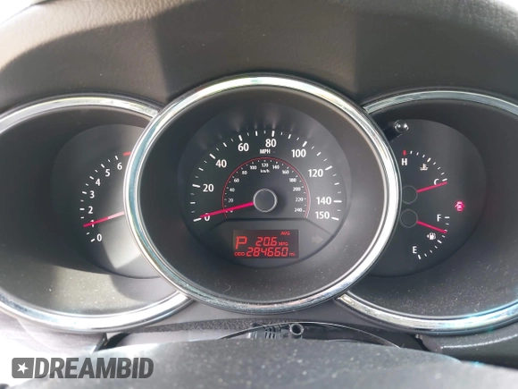 2011 Kia Sorento LX with VIN 5XYKT3A18BG125401, listed as a IAAI auction lot 42123824 with 284,660 mi miles. Bid and sale history available at carsss.com. Image 7.