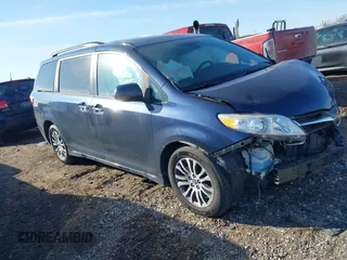 2018 Toyota Sienna XLE Auto Access Seat с VIN 5TDYZ3DC5JS934443, выставлен на аукционе IAAI как лот 41780089 с пробегом 74 363 миль миль и . История ставок и продаж доступна на DreamBid. Изображение 1.