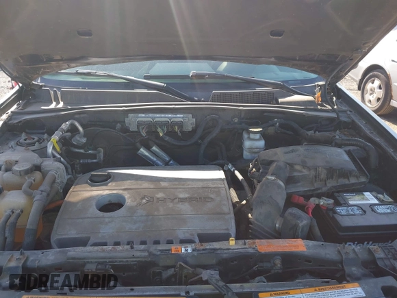 2011 Ford Escape Hybrid с VIN 1FMCU5K33BKA43952, выставлен на аукционе IAAI как лот 42560609 с пробегом 163 067 миль миль и . История ставок и продаж доступна на DreamBid. Изображение 10.