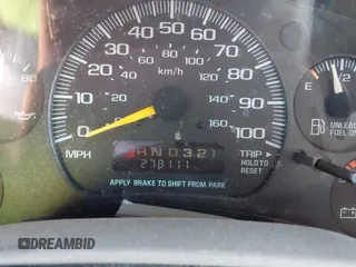 2000 Chevrolet Astro Cargo Van with VIN 1GCDM19W8YB190830, listed as a IAAI auction lot 41632529 with 278,111 mi miles. Bid and sale history available at carsss.com. Image 15.
