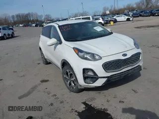 2020 Kia Sportage LX with VIN KNDPMCAC2L7776669, listed as a IAAI auction lot 41810620 with 186,599 mi miles and . Bid and sale history available at carsss.com. Image 1.