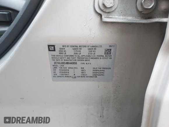 2011 GMC Terrain SLT-1 with VIN 2CTALUEC4B6440856, listed as a IAAI auction lot 41444939 with 239,580 mi miles and . Bid and sale history available at carsss.com. Image 9.