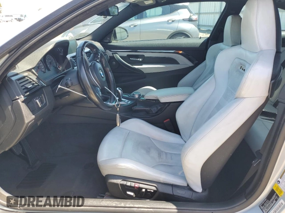 2015 BMW M4 with VIN WBS3R9C52FK334020, listed as a Copart auction lot 51867985 with 95,369 mi miles and Salvage title. Bid and sale history available at DreamBid. Image 7.