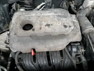 2018 Kia Sorento LX z VIN 5XYPGDA33JG383809, wystawiony jako Copart lot #67726675 z przebiegiem 114 685 mil mil oraz Czysty tytuł • Clean title. Historia ofert i sprzedaży dostępna na DreamBid. Obrazek 14.