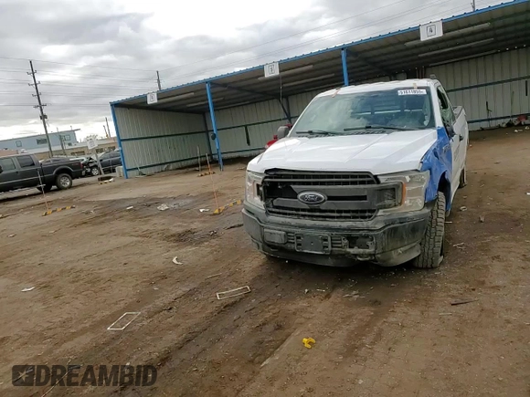 2018 Ford F-150 XL z VIN 1FTMF1E55JKF62315, wystawiony jako Copart lot #51611855 z przebiegiem Nie podano mil oraz Szkoda całkowita • Salvage title. Historia ofert i sprzedaży dostępna na DreamBid. Obrazek 11.