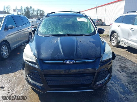 2013 Ford Escape SE with VIN 1FMCU9GX4DUD30453, listed as a IAAI auction lot 41589446 with 130,556 mi miles. Bid and sale history available at carsss.com. Image 12.