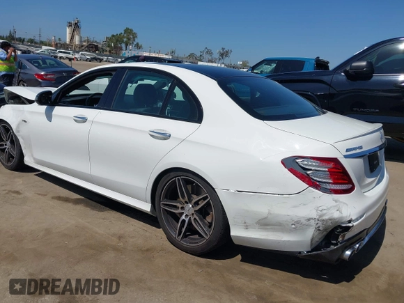 2019 Mercedes-Benz E 53 AMG with VIN WDDZF6BBXKA493065, listed as a IAAI auction lot 42519867 with 53,105 mi miles and . Bid and sale history available at DreamBid. Image 3.