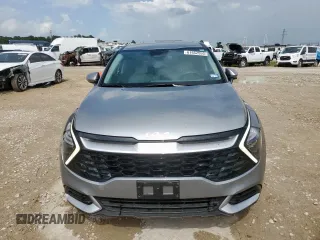 2024 Kia Sportage EX with VIN KNDPV3DFXR7289652, listed as a Copart auction lot 61652555 with 16,986 mi miles and Salvage title. Bid and sale history available at DreamBid. Image 5.