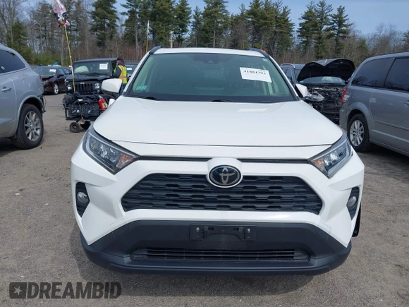 2019 Toyota RAV4 XLE with VIN JTMP1RFV7KD521148, listed as a IAAI auction lot 41884793 with 19,590 mi miles. Bid and sale history available at carsss.com. Image 12.