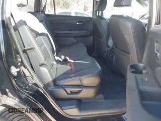2019 Honda Passport EX-L with VIN 5FNYF7H58KB005624, listed as a IAAI auction lot 41344058 with 63,867 mi miles and . Bid and sale history available at carsss.com. Image 8.
