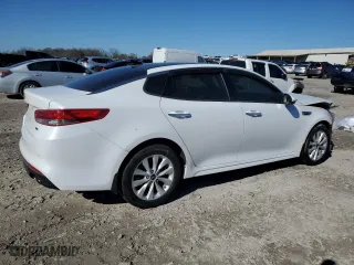 2017 Kia Optima EX with VIN 5XXGU4L39HG138016, listed as a Copart auction lot 49998905 with 160,860 mi miles and Salvage Title. Bid and sale history available at carsss.com. Image 3.