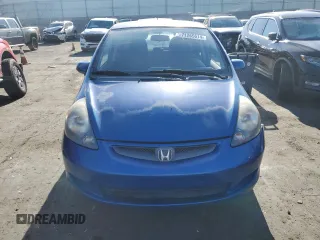 2007 Honda Fit with VIN JHMGD38487S057555, listed as a Copart auction lot 71265614 with 198,087 mi miles and Salvage Title. Bid and sale history available at carsss.com. Image 5.