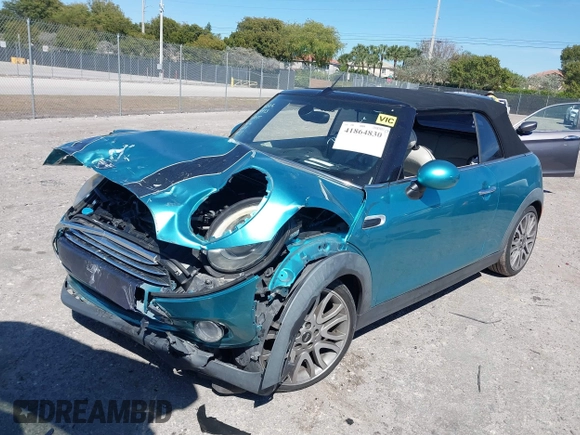 2016 MINI Convertible z VIN WMWWG5C5XG3A83276, wystawiony jako IAAI lot #41864830 z przebiegiem 103 721 mil mil oraz . Historia ofert i sprzedaży dostępna na DreamBid. Obrazek 2.
