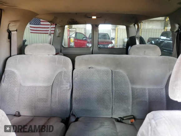 1999 Chevrolet Suburban with VIN 3GNEC16R3XG249107, listed as a Copart auction lot 46469765 with 165,376 mi miles and Clean Title. Bid and sale history available at carsss.com. Image 10.