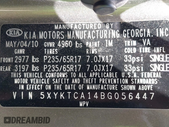 2011 Kia Sorento LX with VIN 5XYKTCA14BG056447, listed as a IAAI auction lot 42212972 with 207,258 mi miles. Bid and sale history available at carsss.com. Image 9.