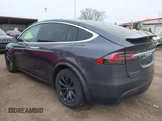2019 Tesla Model X 75D with VIN 5YJXCDE24KF152150, listed as a IAAI auction lot 42015311 with 1 mi miles. Bid and sale history available at carsss.com. Image 3.