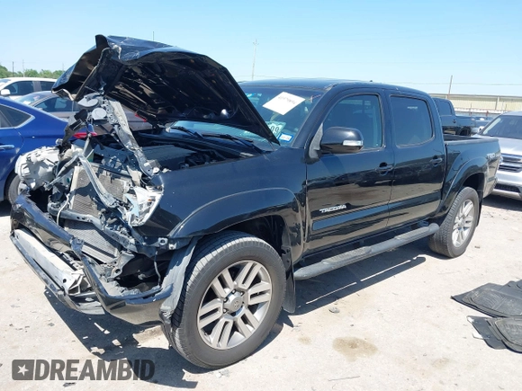 2014 Toyota Tacoma PreRunner with VIN 3TMJU4GN0EM160403, listed as a IAAI auction lot 41979894 with 169,941 mi miles. Bid and sale history available at carsss.com. Image 17.