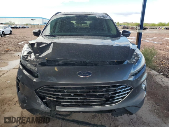 2021 Ford Escape Titanium with VIN 1FMCU9J92MUA08792, listed as a Copart auction lot 59270215 with 29,194 mi miles and Salvage title. Bid and sale history available at DreamBid. Image 5.