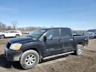 2005 Nissan Titan LE z VIN 1N6BA07B35N523842, wystawiony jako Copart lot #47802855 z przebiegiem 184 980 mil mil oraz Szkoda całkowita • Salvage title. Historia ofert i sprzedaży dostępna na DreamBid. Obrazek 1.