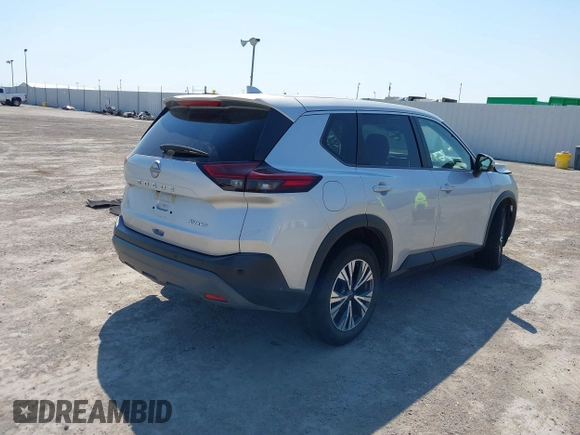 2022 Nissan Rogue SV with VIN 5N1BT3BB1NC708873, listed as a IAAI auction lot 40524996 with 59,684 mi miles. Bid and sale history available at carsss.com. Image 4.