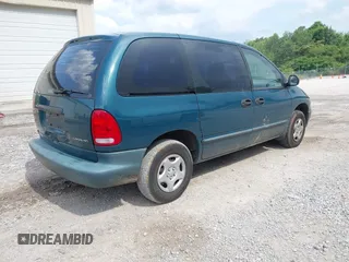 2000 Dodge Caravan with VIN 2B4FP25B8YR708751, listed as a IAAI auction lot 42471041 with 200,820 mi miles and . Bid and sale history available at DreamBid. Image 4.