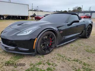 2019 Chevrolet Corvette Grand Sport 2LT with VIN 1G1YY3D72K5121941, listed as a IAAI auction lot 42027735 with 33,476 mi miles. Bid and sale history available at carsss.com. Image 2.