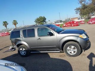 2008 Nissan Pathfinder LE z VIN 5N1AR18U48C638622, wystawiony jako IAAI lot #41975580 z przebiegiem 178 133 mil mil oraz . Historia ofert i sprzedaży dostępna na DreamBid. Obrazek 14.