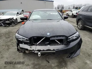 2024 BMW 3 Series 330e with VIN 3MW39FF08R8E11417, listed as a Copart auction lot 46276195 with 32,032 mi miles and Non Repairable. Bid and sale history available at carsss.com. Image 5.