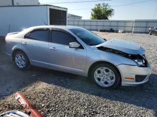 2010 Ford Fusion SE with VIN 3FAHP0HAXAR104868, listed as a Copart auction lot 50083395 with 40,116 mi miles and Salvage Title. Bid and sale history available at carsss.com. Image 4.
