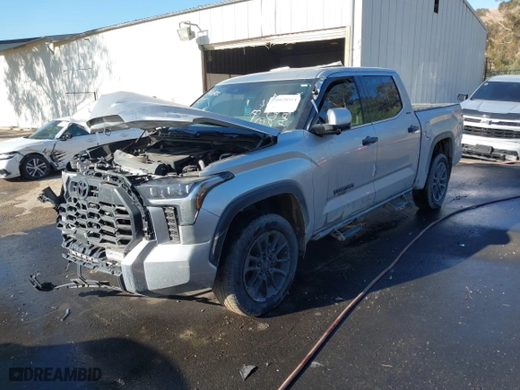 2022 Toyota Tundra 4WD Limited with VIN 5TFJA5DB9NX056009, listed as a IAAI auction lot 40820514 with 27,418 mi miles. Bid and sale history available at carsss.com. Image 19.