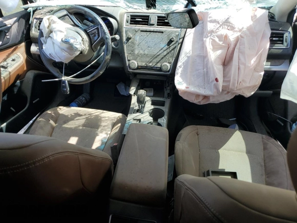 2019 Subaru Outback Touring with VIN 4S4BSATC1K3302134, listed as a Copart auction lot 62282944 with 85,251 mi miles and Salvage title. Bid and sale history available at DreamBid. Image 8.