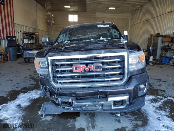 2015 GMC Sierra 2500HD SLT with VIN 1GT12ZE84FF533685, listed as a Copart auction lot 45465815 with 179,920 mi miles and Salvage Title. Bid and sale history available at carsss.com. Image 5.